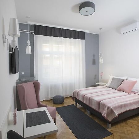 Dom Apartman Segedyn Zewnętrze zdjęcie